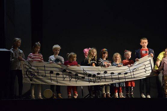 Grafika 16: Spektakl teatralny dla najmłodszych "ZUPA KONCERTOWA" (19.11.2023)