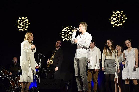 Grafika 3: „Raduj się świecie” - koncert świąteczny w Kinie „Fregata”