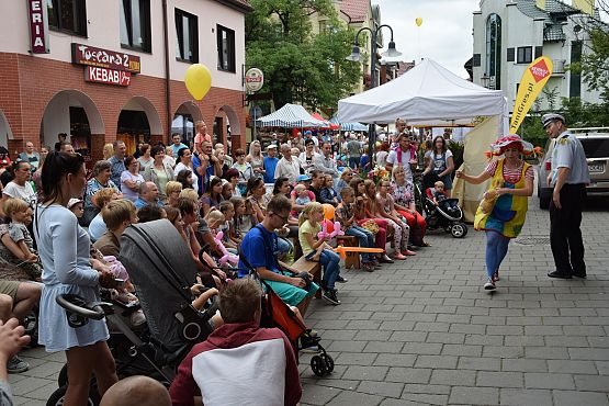 Grafika 4: Spektakl teatralny "Nadchodzi Pipi" 23.06.2016