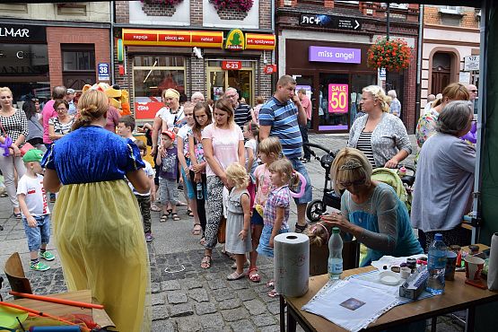 Grafika 12: "Ożywiona Staromiejska" 23.06.2016