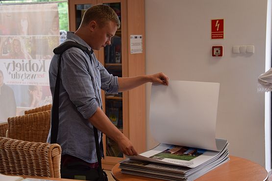 Grafika 1: Promocja kalendarza miejskiego na 2017 rok. 24.06.2016.