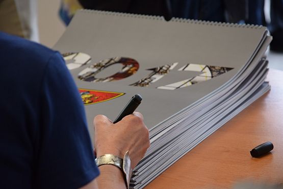 Grafika 13: Promocja kalendarza miejskiego na 2017 rok. 24.06.2016.