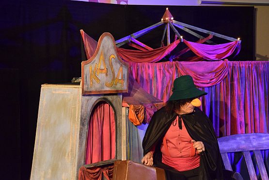 Grafika 1: Niedzielne spotkania z teatrem: Misie Ptysie 23.10. 2016