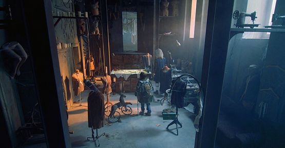 Grafika 1: "Za niebieskimi drzwiamI" - 5 i 6 listopada we "Fregacie"