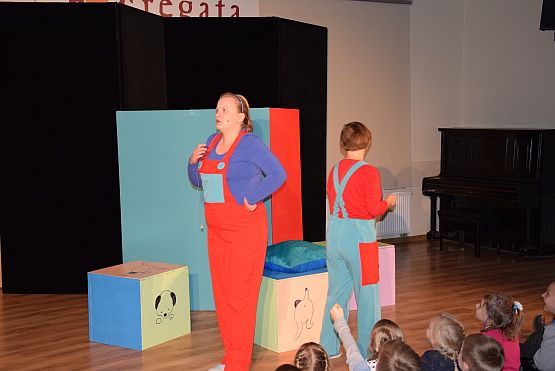 Grafika 5: Niedzielne spotkania z teatrem: Daszeńka 27.11.2016