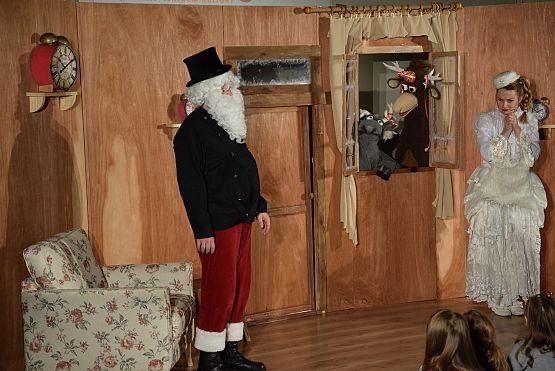 Grafika 12: Niedzielne spotkania z teatrem: Mikołaj, który zapomniał. 18.12.2016