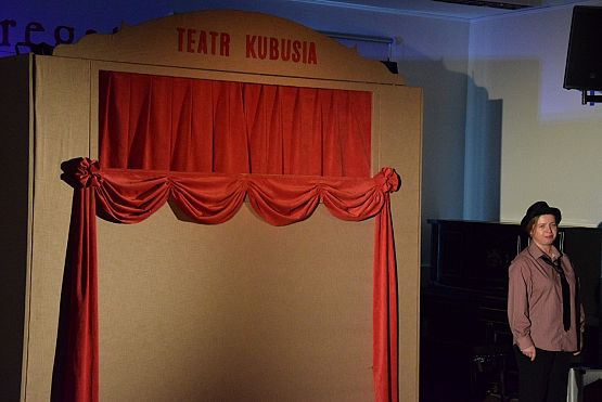 Grafika 2: Niedzielne spotkania z teatrem : Przygody Kubusia. 19.03.2017.