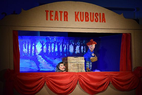 Grafika 6: Niedzielne spotkania z teatrem : Przygody Kubusia. 19.03.2017.