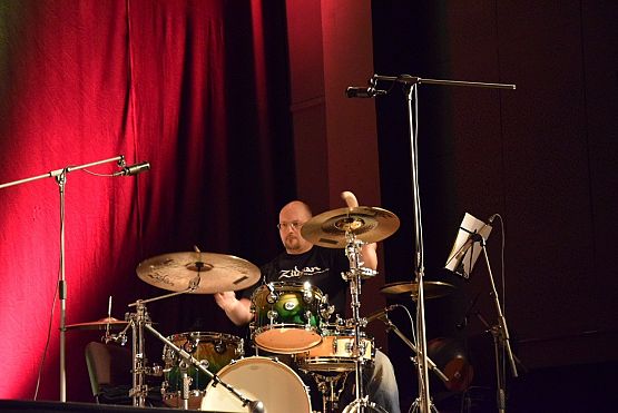 Grafika 2: Koncert Orange Trane 20.04.2017