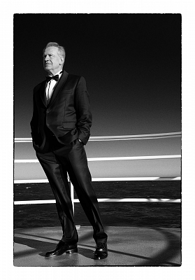 Grafika 2: "Już nie zapomnisz mnie" - koncert Tomasza Stockingera