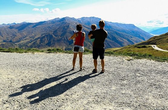 Grafika 3: "Plac zabaw na końcu świata" - niezwykła podróż