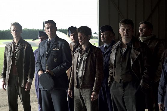 Grafika 4: "303. Bitwa o Anglię" - piloci, którzy zmienili bieg historii.