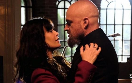 Grafika 1: Koniec bossów. Czas na królowe.