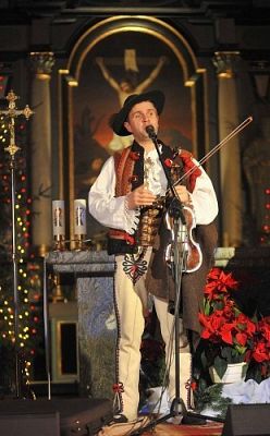 Grafika 4: Koncert zespołu Trebunie - Tutki