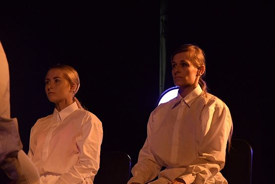 Grafika 5: Spektakl Teatru Tańca Jeszcze 5 Minut: EKSPERYMENT 08.06.2019