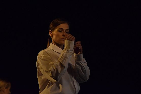 Grafika 10: Spektakl Teatru Tańca Jeszcze 5 Minut: EKSPERYMENT 08.06.2019