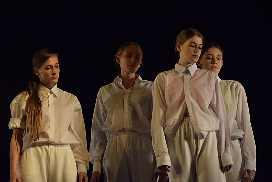 Grafika 20: Spektakl Teatru Tańca Jeszcze 5 Minut: EKSPERYMENT 08.06.2019