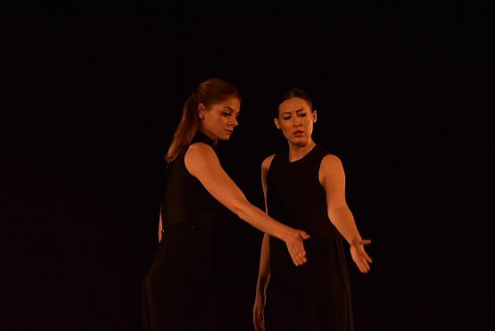 Grafika 30: Spektakl Teatru Tańca Jeszcze 5 Minut: EKSPERYMENT 08.06.2019