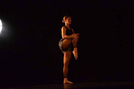 Grafika 39: Spektakl Teatru Tańca Jeszcze 5 Minut: EKSPERYMENT 08.06.2019