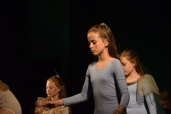 Grafika 25: Spektakl Teatru Tańca Jeszcze 5 Minut JUNIOR: NAD/PODWODNY ŚWIAT 09.06.2019