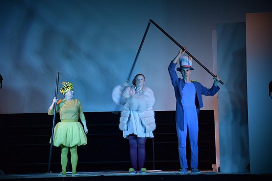 Grafika 9: Niedzielne spotkanie z teatrem: E-MOLLANDIA 07.04.2019