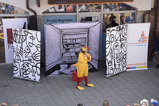 Grafika 7: Spektakl "W 7 dni dookoła bajek" (20.07.2019)