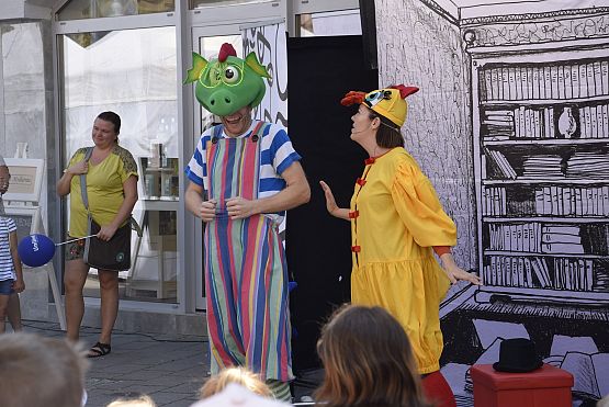 Grafika 13: Spektakl "W 7 dni dookoła bajek" (20.07.2019)