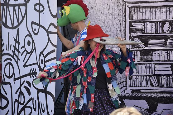 Grafika 30: Spektakl "W 7 dni dookoła bajek" (20.07.2019)