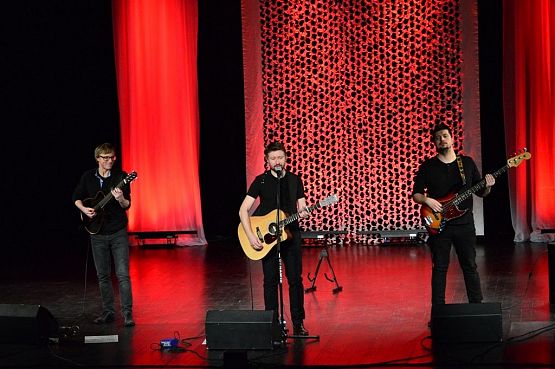 Grafika 3: „Bułat Okudżawa - najpiękniejsze pieśni i ballady”