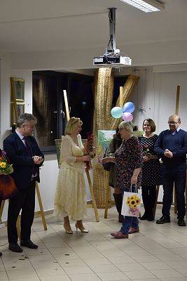 Grafika 45: Wystawa malarska malarek z lęborskiego Uniwersytetu Trzeciego Wieku 18.02.2020