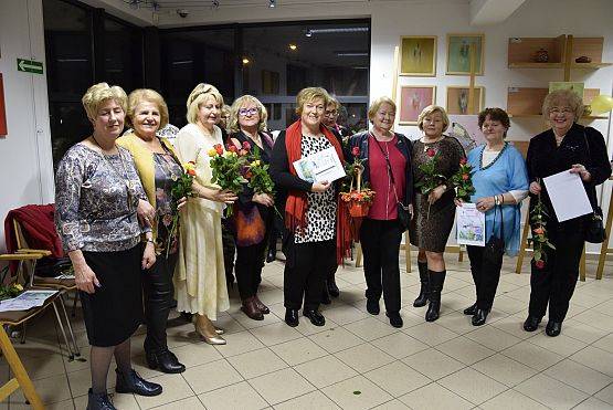 Grafika 64: Wystawa malarska malarek z lęborskiego Uniwersytetu Trzeciego Wieku 18.02.2020