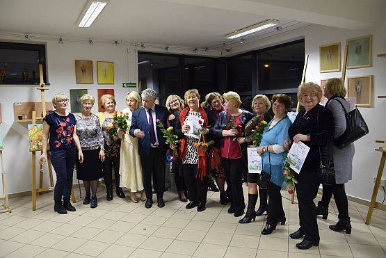 Grafika 65: Wystawa malarska malarek z lęborskiego Uniwersytetu Trzeciego Wieku 18.02.2020