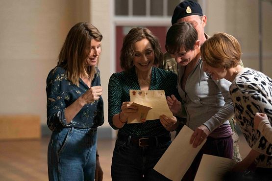 Grafika 4: Film pełnej dobrej energii!