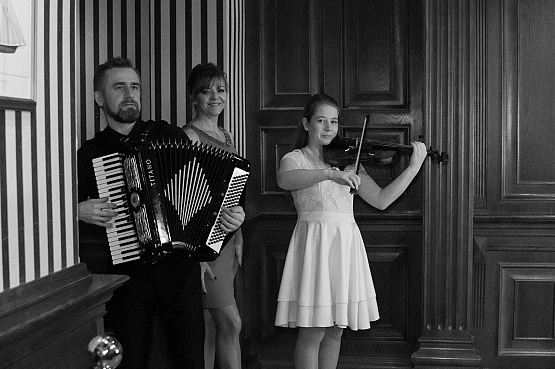 Grafika 2: „Les chansons of Edith Piaf” - koncert muzyki francuskiej