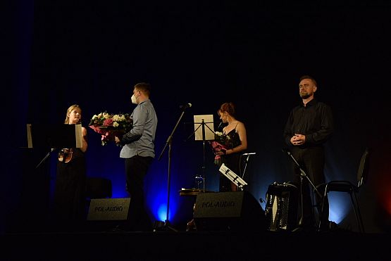 Grafika 1: Koncert muzyki francuskiej 13.06.2021