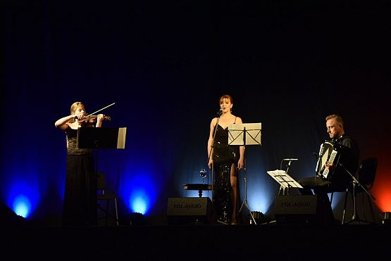 Grafika 12: Koncert muzyki francuskiej 13.06.2021