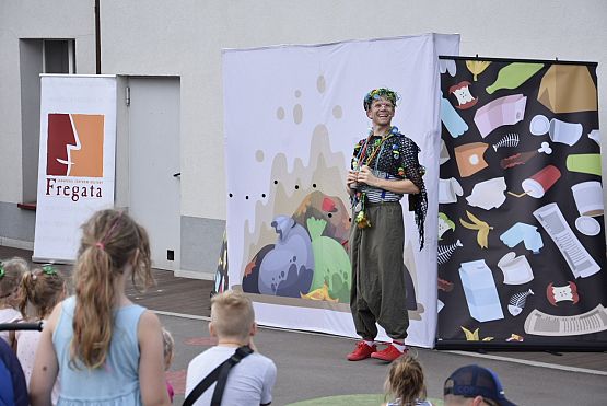 Grafika 14: Letnie spektakle teatralne 25.07.2021