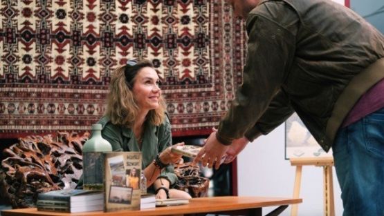 Grafika 1: Miłość jest blisko