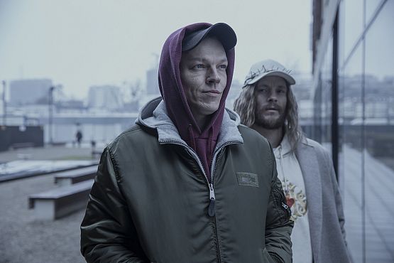 Grafika 1: Inni ludzie