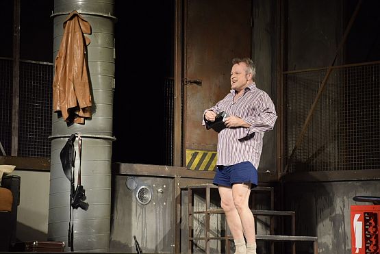 Grafika 8: Spektakl "Niemy kelner" - 20.01.2022