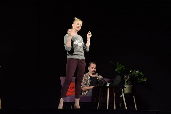 Grafika 3: Spektakl "Żona do adopcji" - 18.05.2022