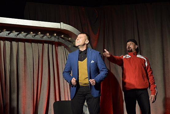 Grafika 13: Kabaret PARANIENORMALNI - 21.05.2022