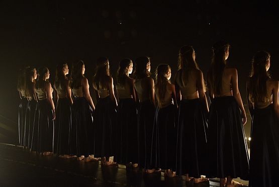 Grafika 13: Spektakle Teatru Tańca Jeszcze Pięć Minut 5.06.2022