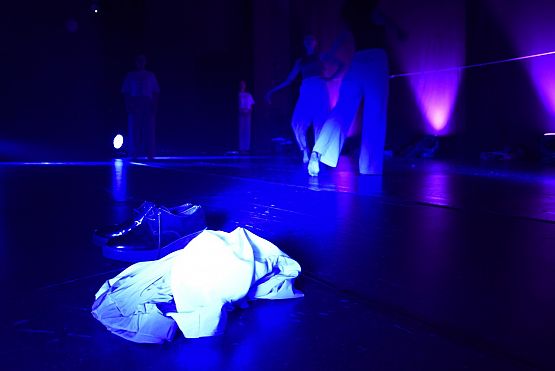 Grafika 21: Spektakle Teatru Tańca Jeszcze Pięć Minut 5.06.2022