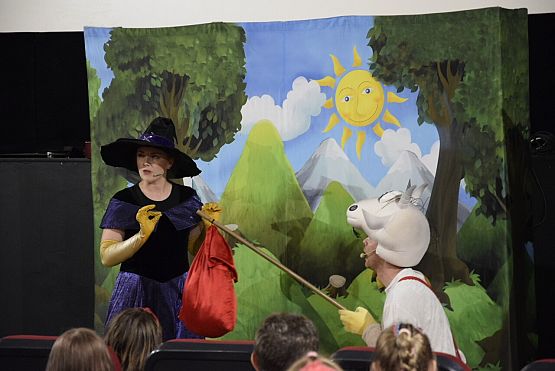 Grafika 7: Letnie spektakle teatralne dla dzieci - "Koziołek Matołek wyrusza w świat" - 23.07.2022