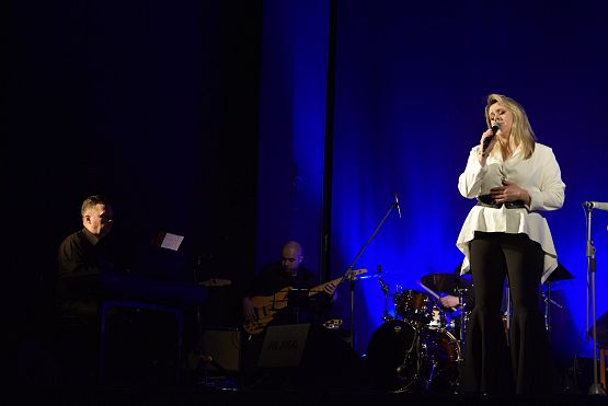 Grafika 4: Koncert "Wieczór na kobiecą nutę" - 10.03.2023