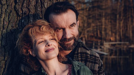 Grafika 2: Prawda rani. Kłamstwo zabija