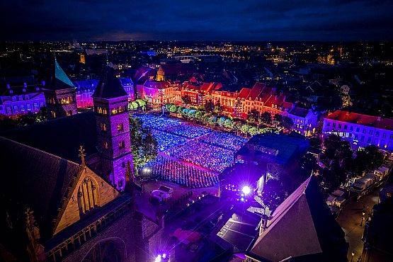 Grafika 4: Koncert André Rieu "Miłość mieszka pośród nas"