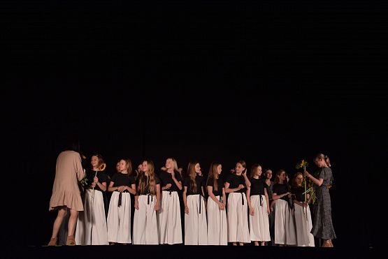 Grafika 20: Spektakle Teatru Tańca Jeszcze 5 Minut - 18.06.2023