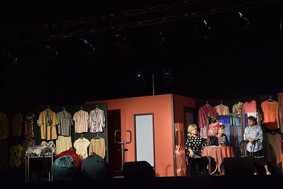 Grafika 3: Spektakl teatralny "KLIMAKTERIUM I JUŻ!" - 04.09.2023